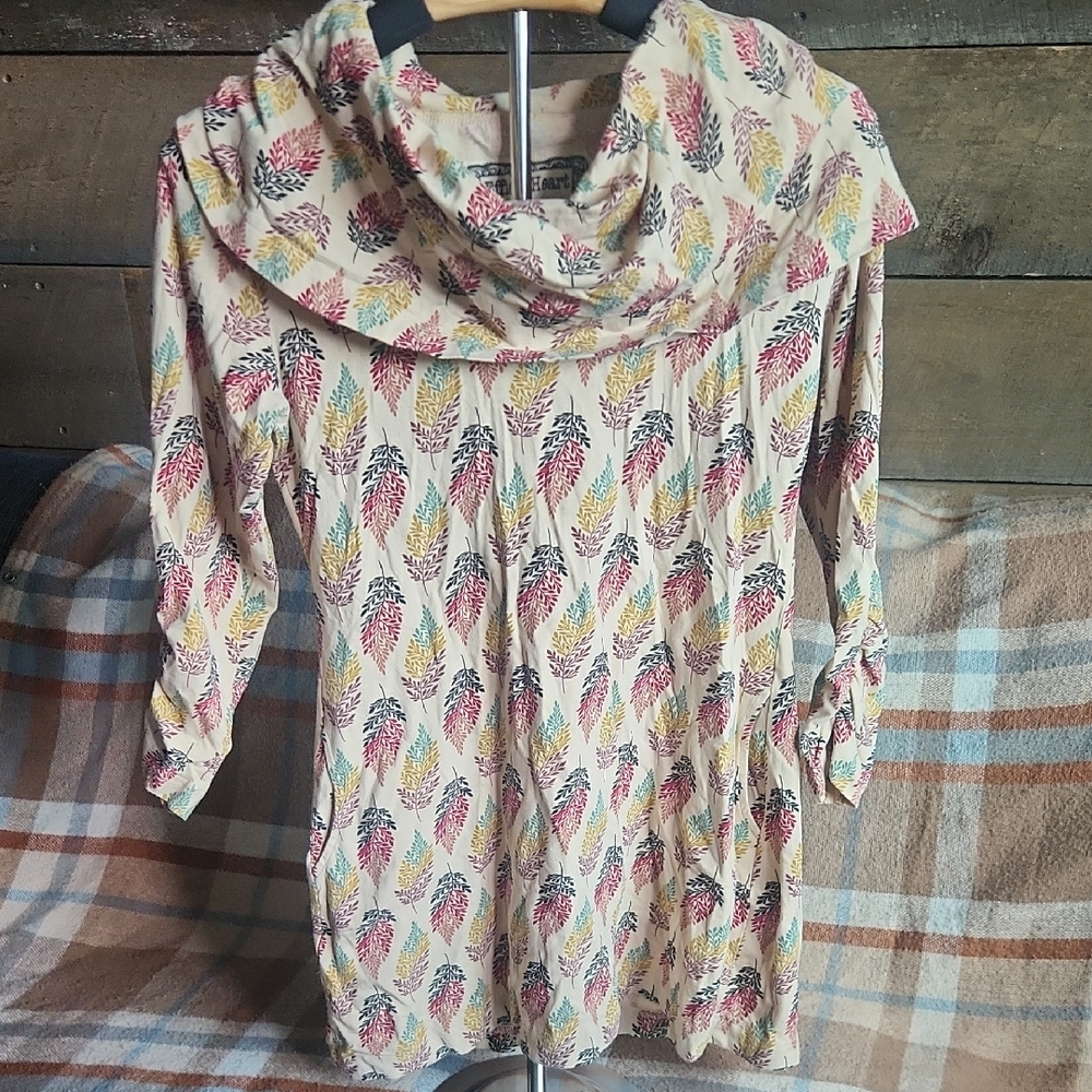 Effie's Heart Cream and Multicolor Leaf Print Top